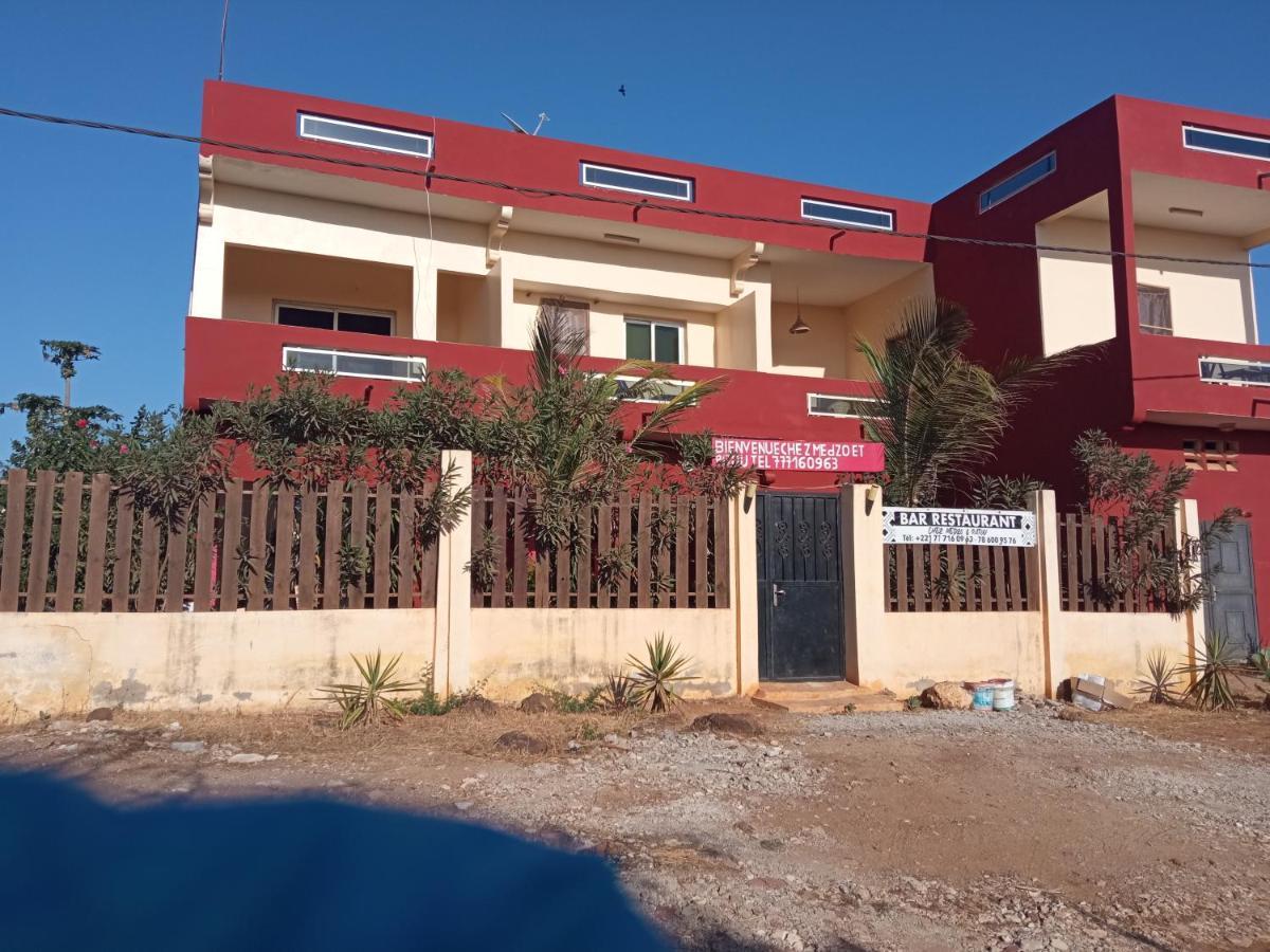 Chez Medzo Et Patou Hotel Popenguine Exterior foto
